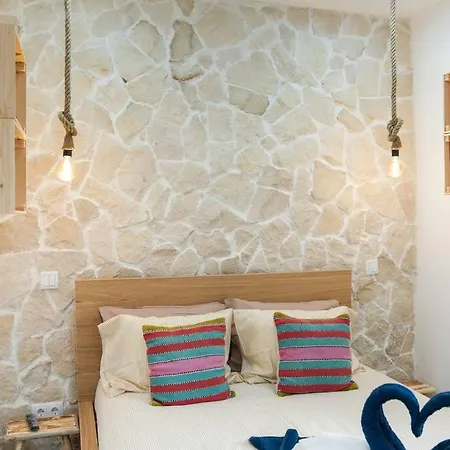 Gyula Old Town 阿尔布费拉